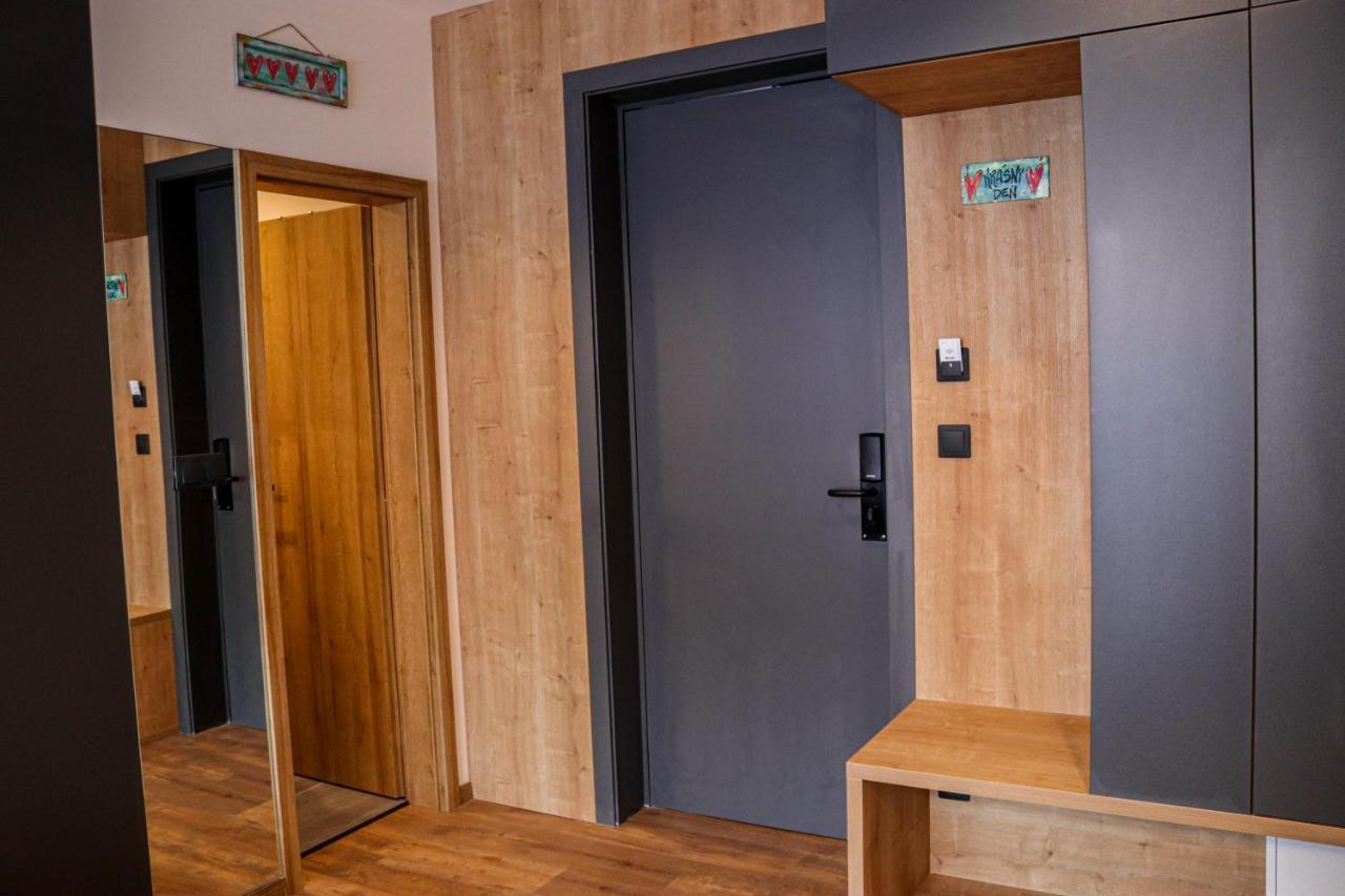Apartman Nisa - Ovruc Štrbské Pleso Eksteriør billede